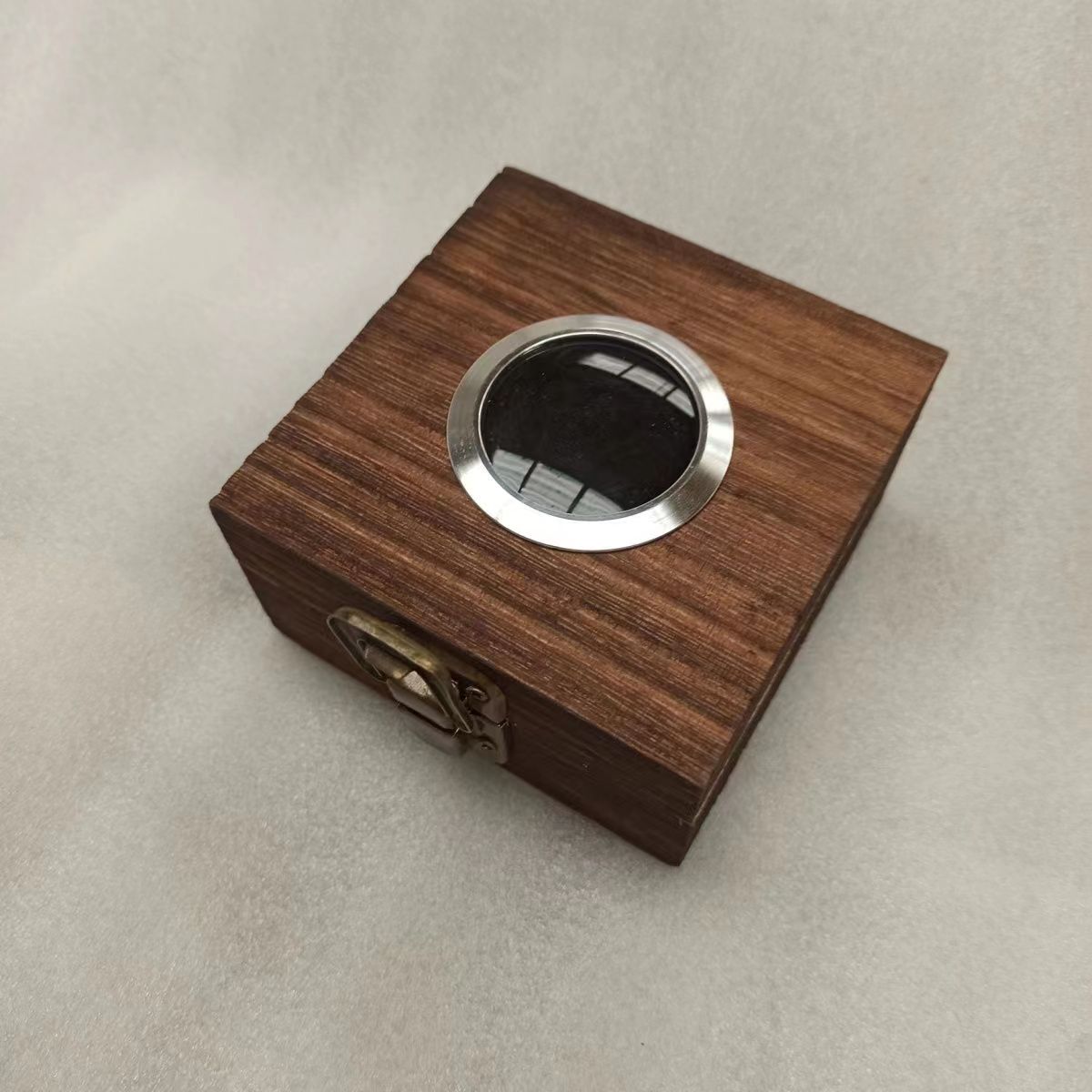 Smoker Box Wood Chip - صندوق عرض ولاعة خشبي مصنوع يدويًا